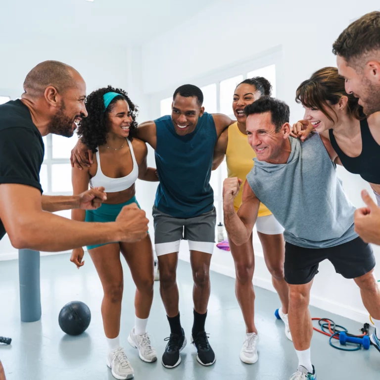 Cours collectifs en salle de sport : Le guide pour vous booster