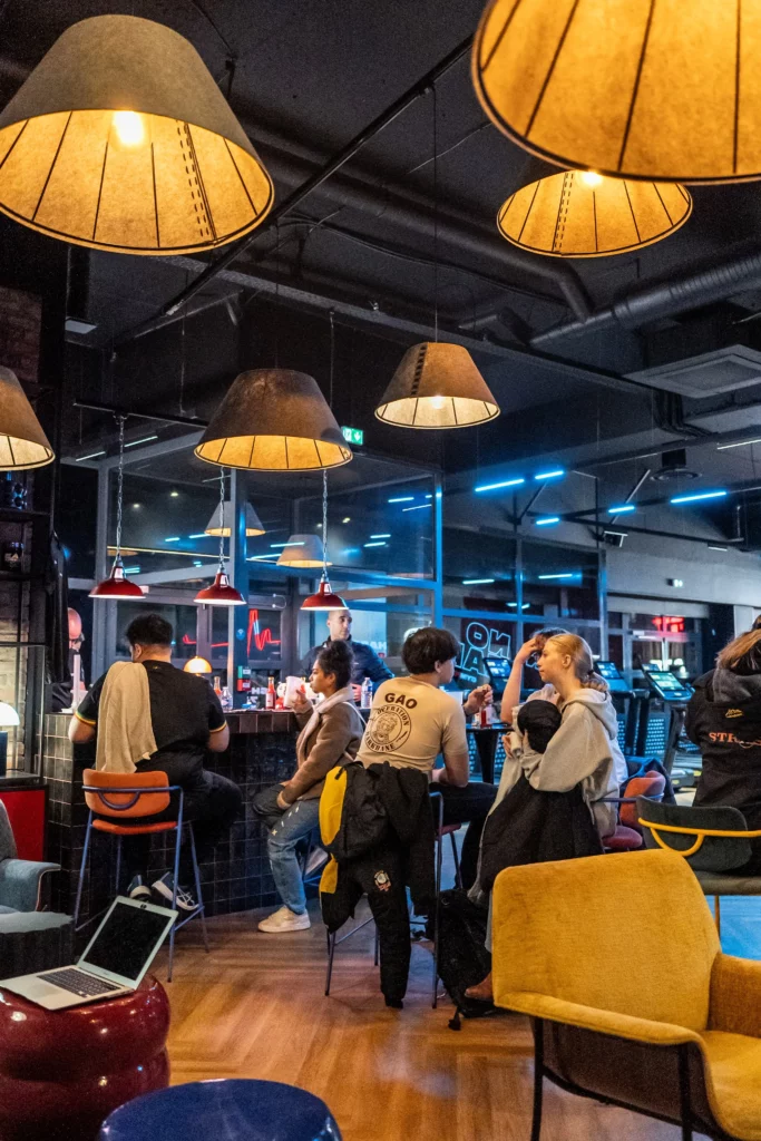 Co-working & détente — salle de sport GymFit