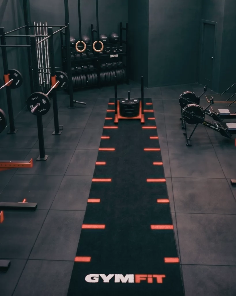 Cross-training — salle de sport GymFit