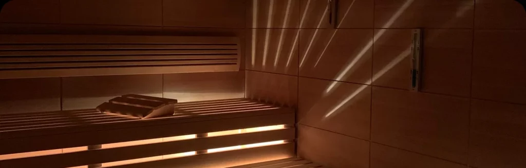 Sauna & luminothérapie — salle de sport GymFit